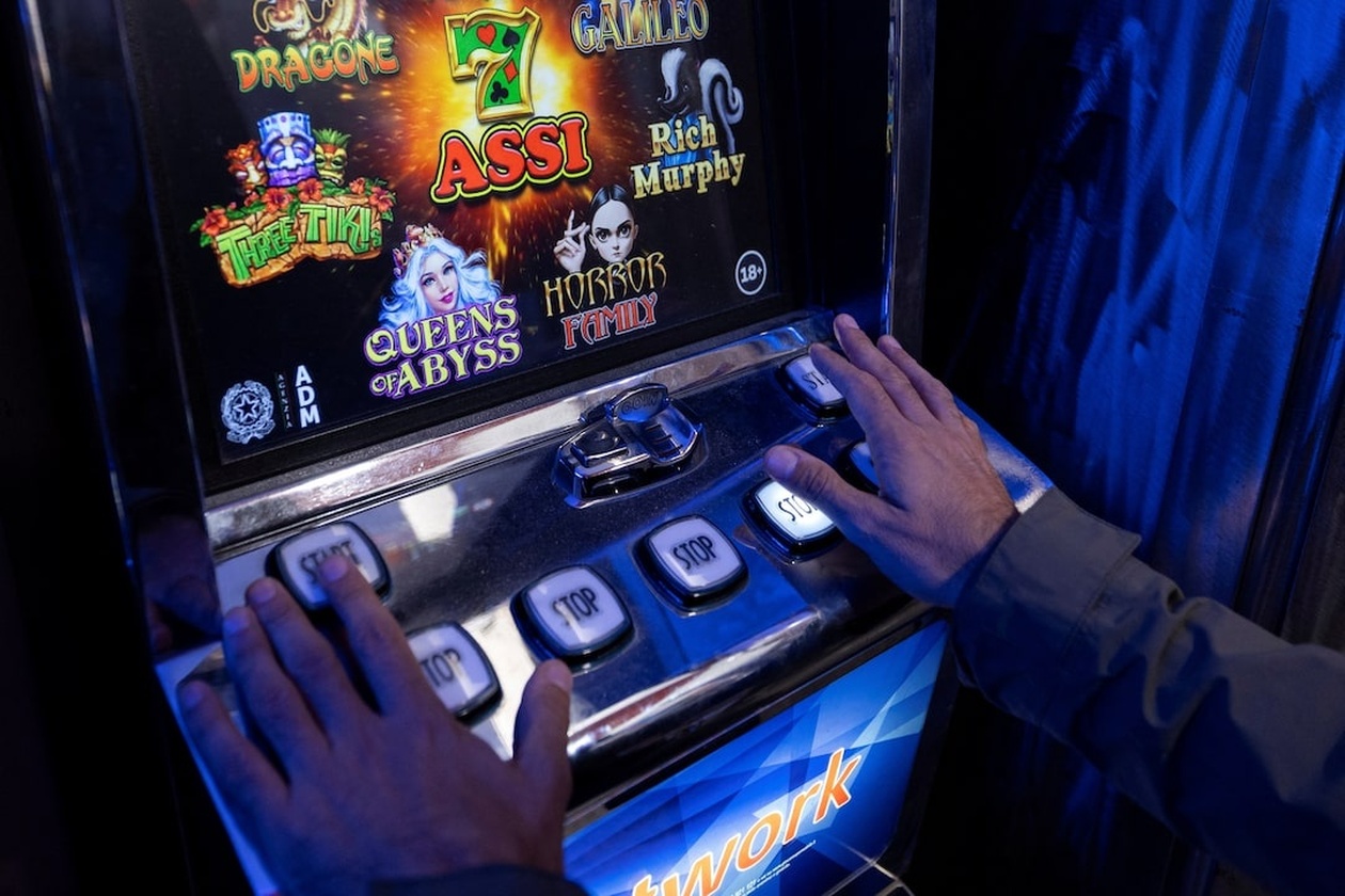 Η ραγδαία αύξηση του τζόγου στην Ιταλία και οι κοινωνικές της επιπτώσεις