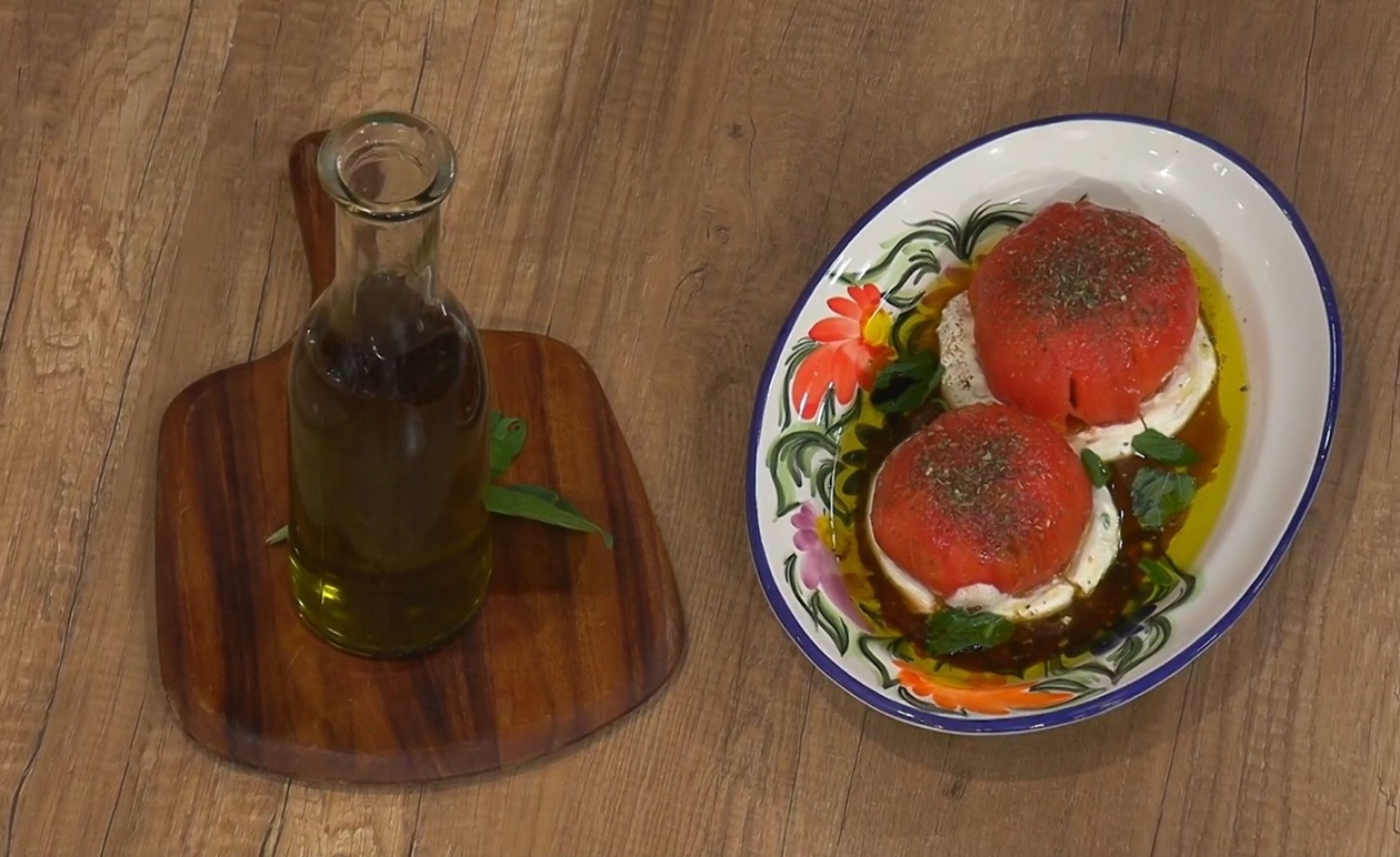 Μια χωριάτικη σαλάτα με φέτα