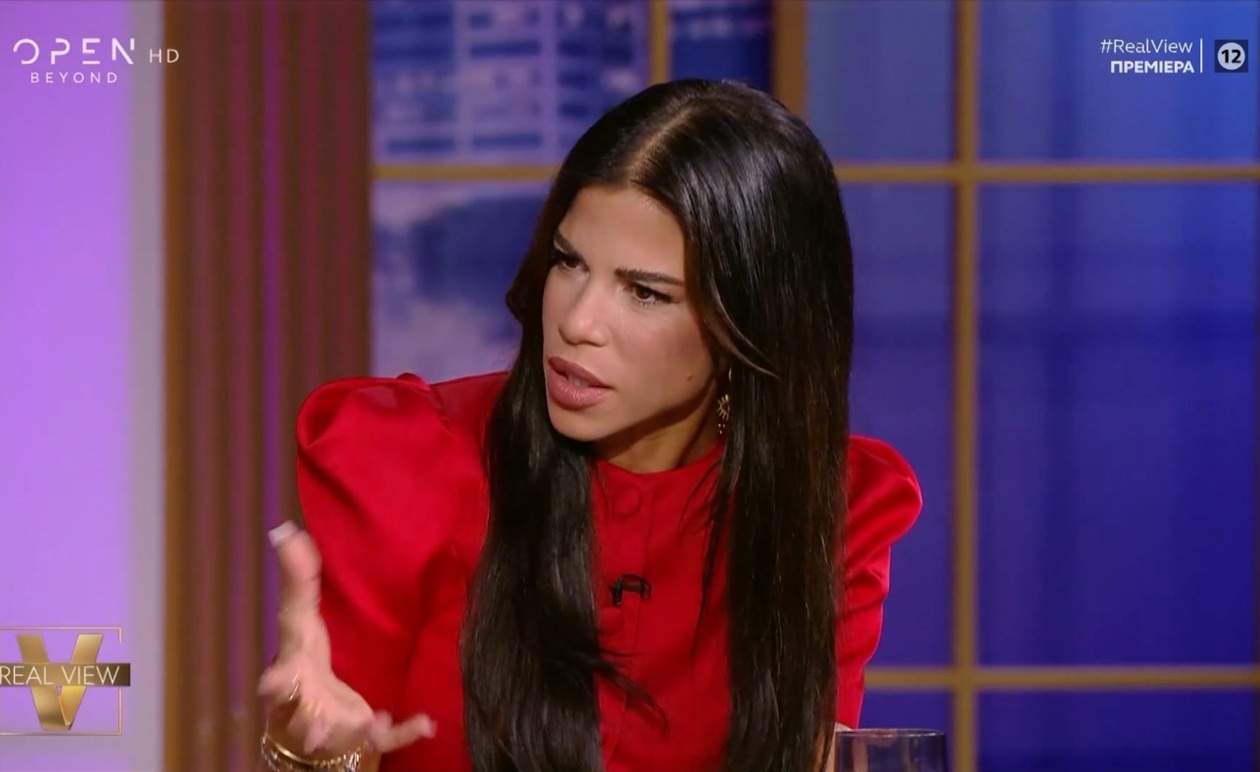 Ο Καραβοκύρης σχετικά με την κριτική της Αλεξάνδρου προς τις μιμήτριες της Ι. Τούνη