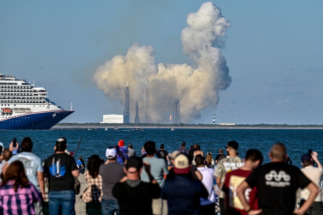 Ο New Glenn της Blue Origin εκτόξευσε δορυφόρους της NASA στον Άρη και προσγείωσε επιτυχώς τον επαναχρησιμοποιούμενο πύραυλο