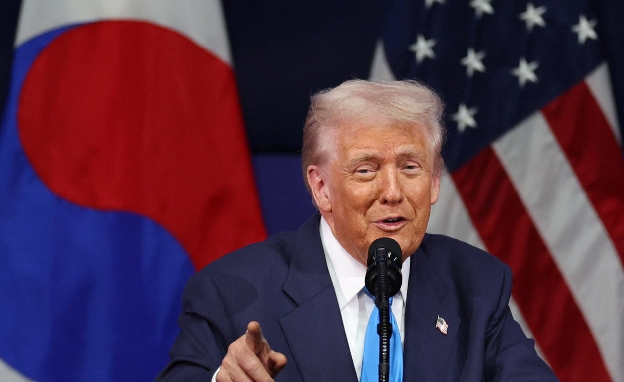 Ο Τραμπ επιτίθεται στον Powell για καθυστερήσεις στις μειώσεις επιτοκίων