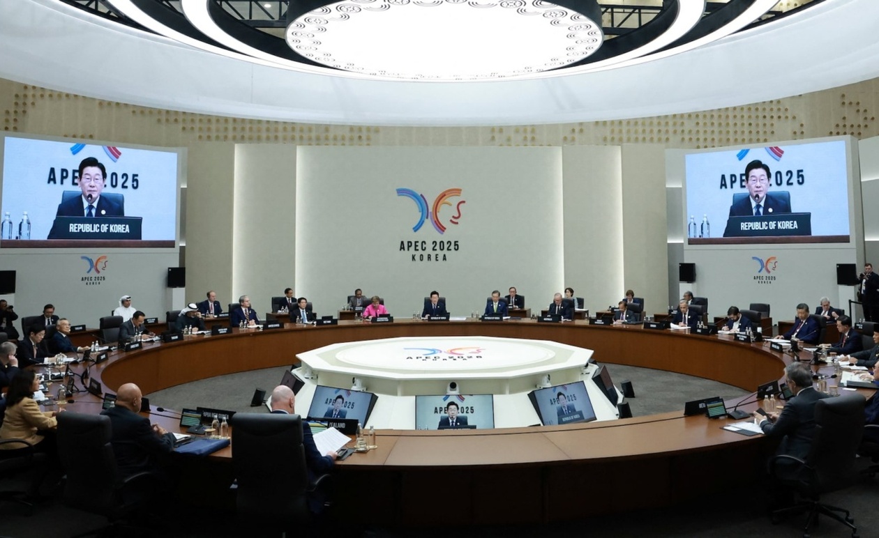 Η APEC επιβεβαιώνει στροφή προς το ελεύθερο εμπόριο στην Ασία