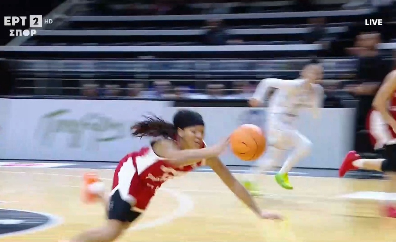 Η Ούλφολκ ξεχώρισε στον αγώνα μεταξύ ΠΑΟΚ και Ολυμπιακού