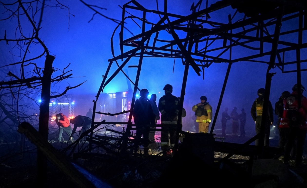 Ρωσική επίθεση στη Ζαπορίζια: Πέντε νεκροί και τρεις τραυματίες από βομβαρδισμό