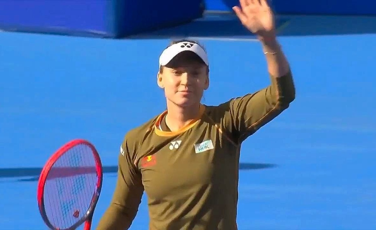 Η Ριμπάκινα κυριάρχησε της Φερνάντες και προκρίθηκε στους “8” του Τόκιο