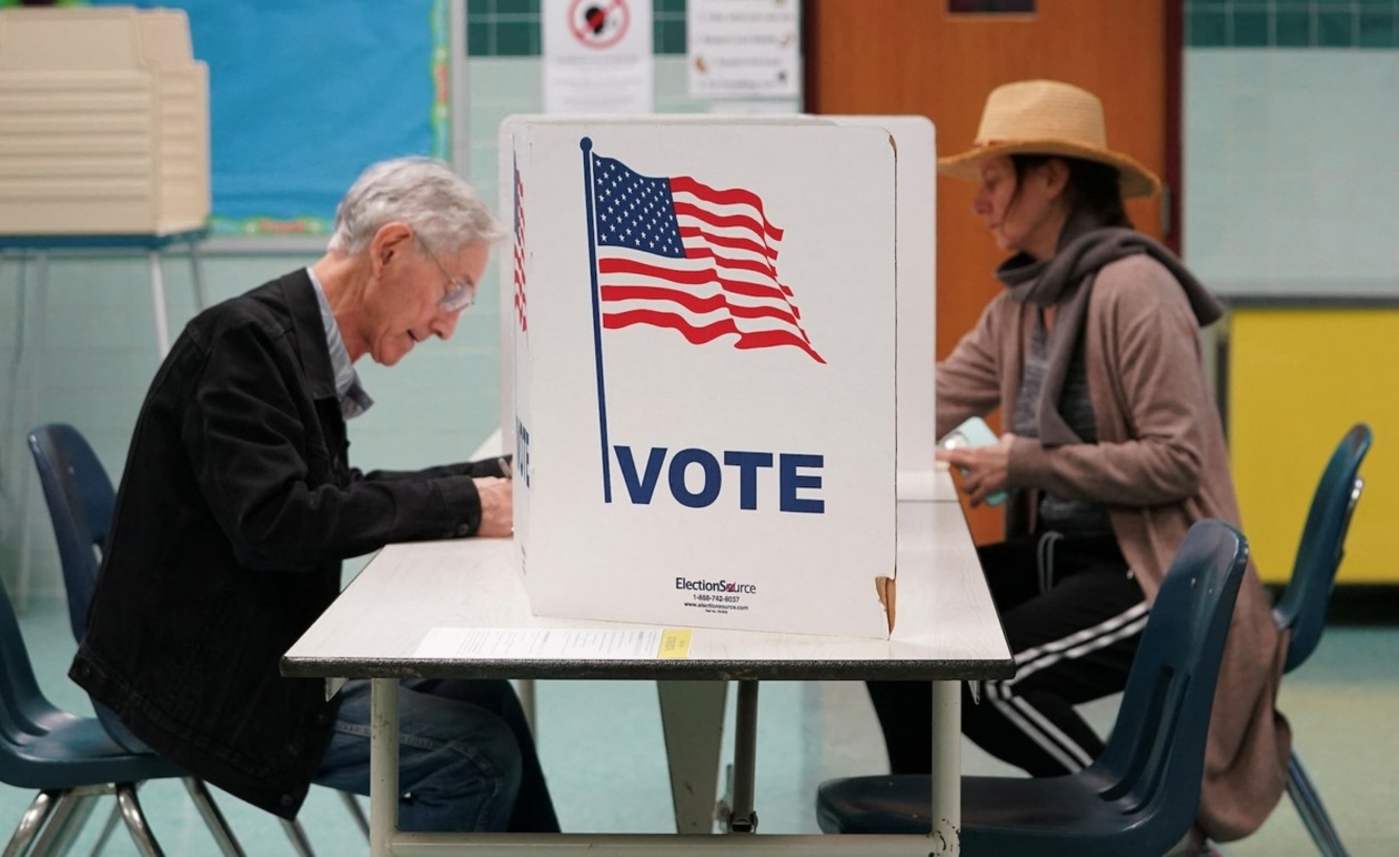 Η Βιρτζίνια εξετάζει ανασχεδιασμό χάρτων που θα επηρεάσει το Κογκρέσο
