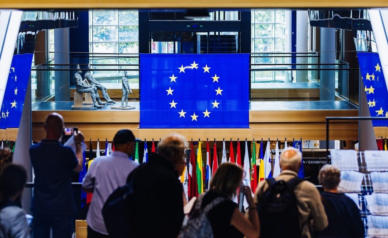 Ευρωπαίος Διαμεσολαβητής ερευνά συναντήσεις της Κομισιόν με βιομηχανία