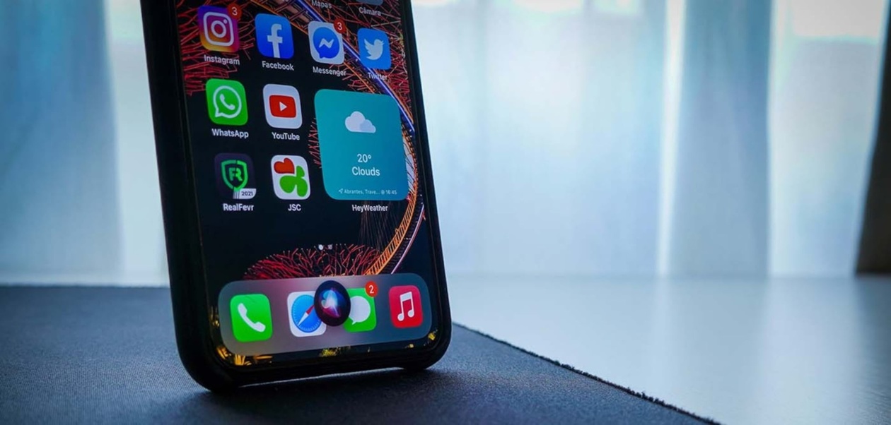 Νέα έκδοση του Siri βασισμένη σε προσαρμοσμένο μοντέλο Gemini