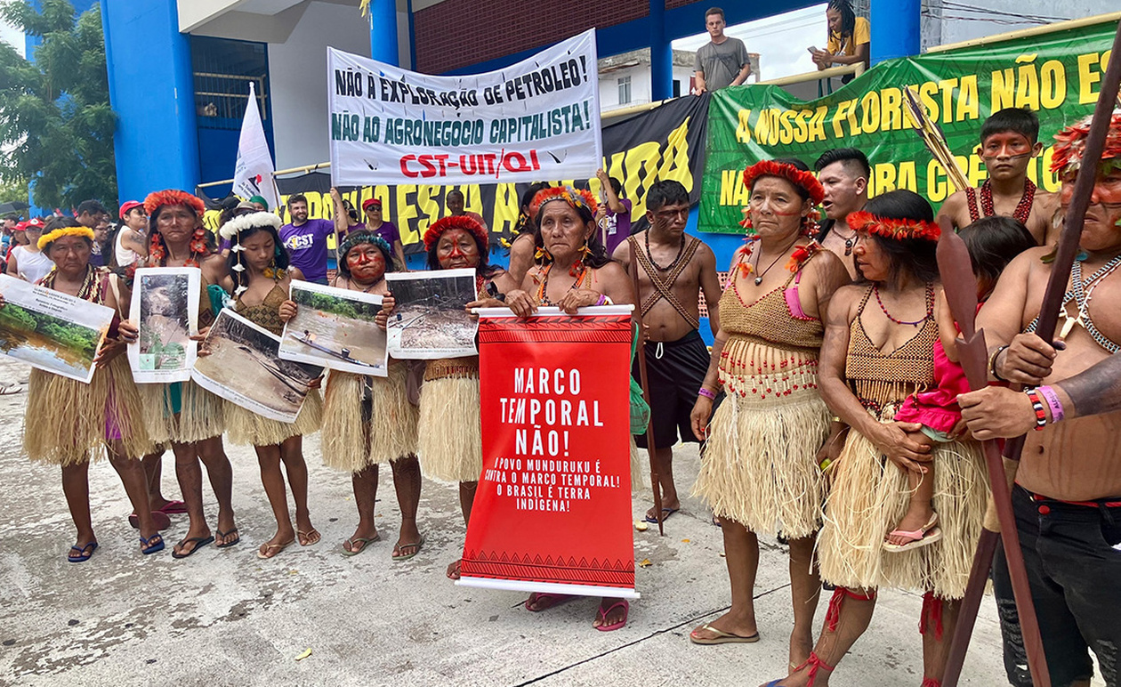 Χιλιάδες Ιθαγενείς Διαδηλωτές στην COP30 της Βελέμ Απαιτούν Δικαιώματα και Προστασία του Αμαζονίου