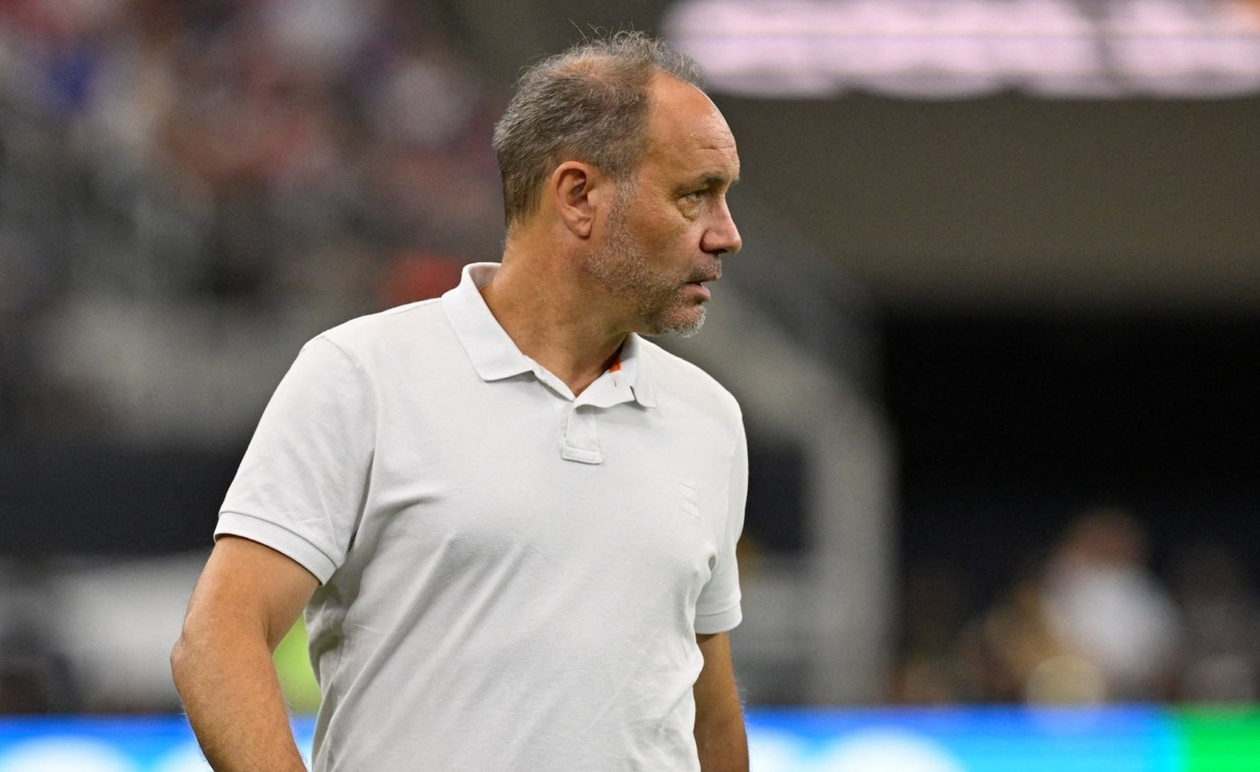 Ο προπονητής της Αϊτής οδηγεί την ομάδα προς το Μουντιάλ χωρίς να έχει επισκεφθεί ποτέ τη χώρα