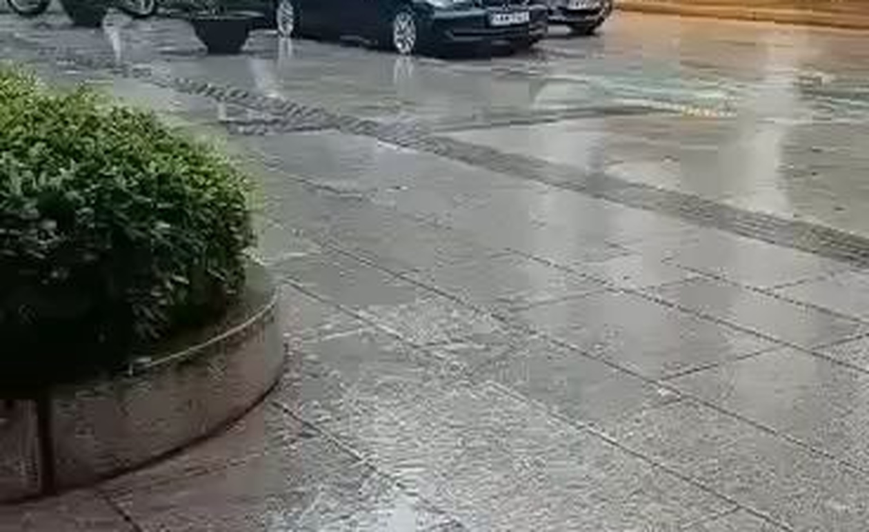 Έκρηξη μετά από συμπλοκή χούλιγκαν στη Χαλκίδα