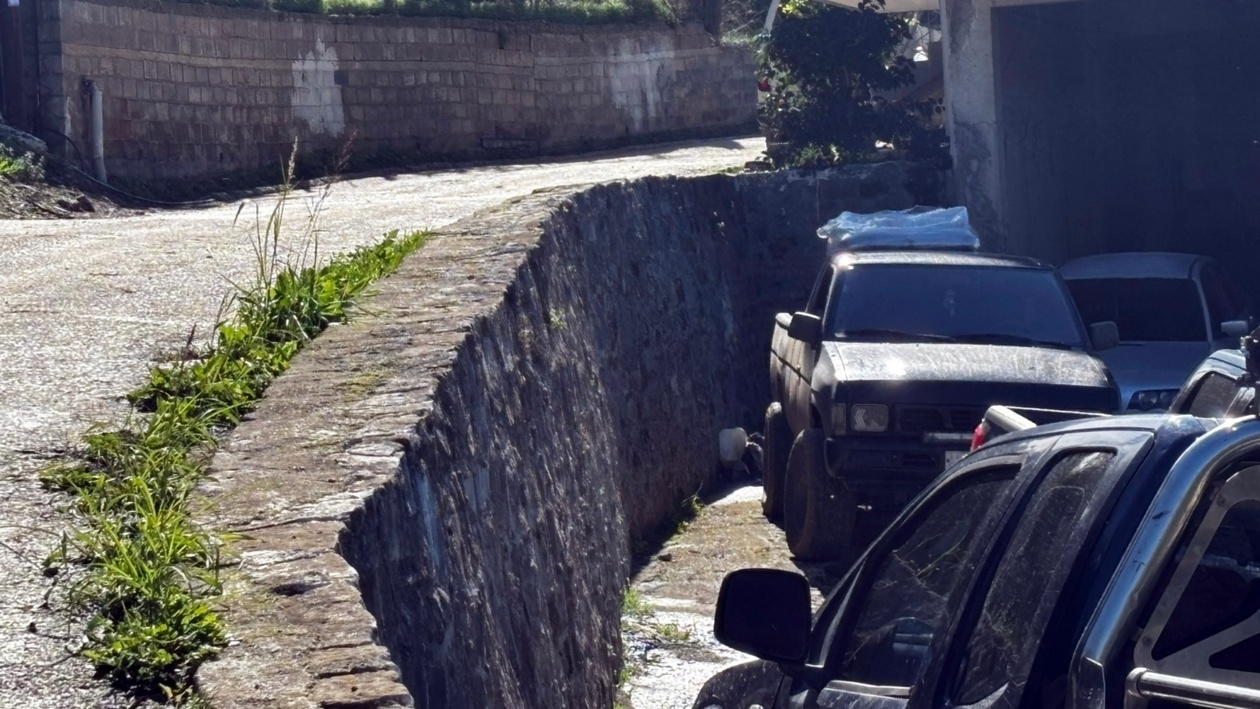 Τραγωδία στην Πάτρα: ο θείος αφέθηκε ελεύθερος μετά την πτώση του νηπίου