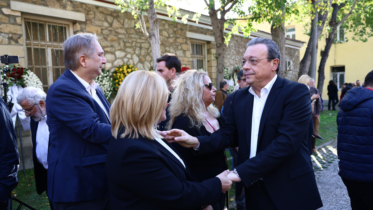 Αλέκος Φλαμπουράρης: Το τελευταίο αντίο στο Πάρκο Ελευθερίας