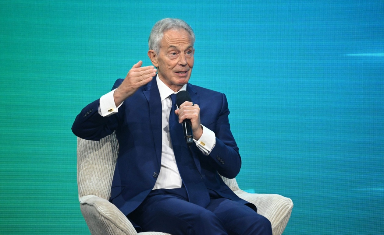 Ινστιτούτο Tony Blair: Η Βρετανία να αναθεωρήσει τον στόχο καθαρής ενέργειας για το 2030
