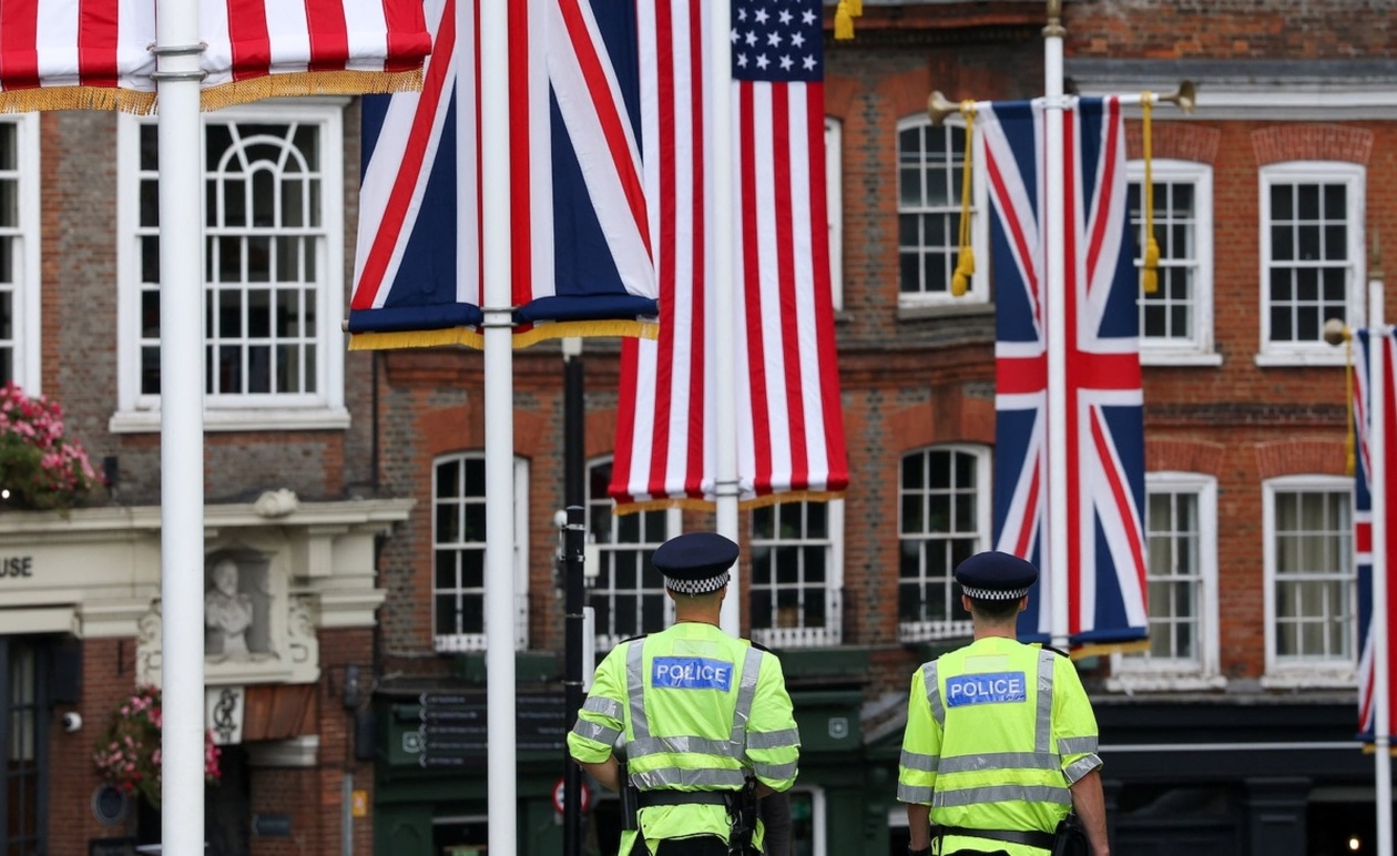 Βρετανία: Στηρίζει την ειρηνευτική προσπάθεια Τραμπ για Ουκρανία