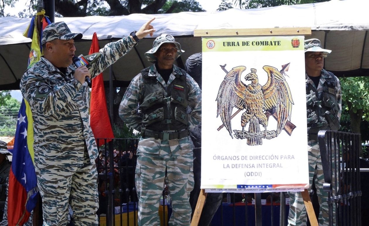 Η Βενεζουέλα προετοιμάζεται να αντισταθεί σε επίθεση των αμερικανικών ενόπλων δυνάμεων