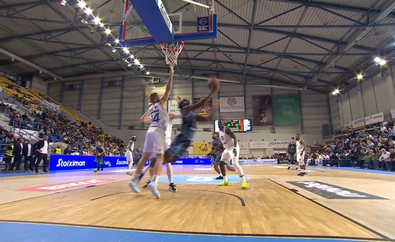 Ένα απρόβλεπτο καλάθι του Γκούντγουιν στην Καρδίτσα