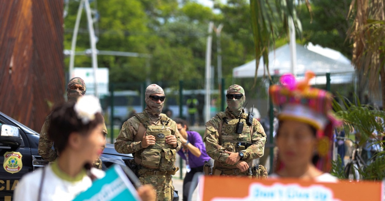 Η COP30 στη Βελέμ άνοιξε και πάλι μετά τις συγκρούσεις