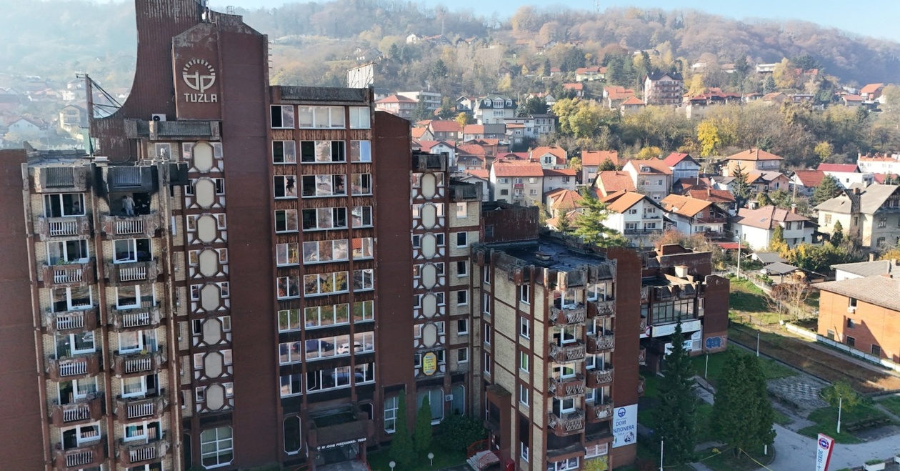 Φωτιά σε γηροκομείο στην Τούζλα της Βοσνίας προκάλεσε 11 νεκρούς