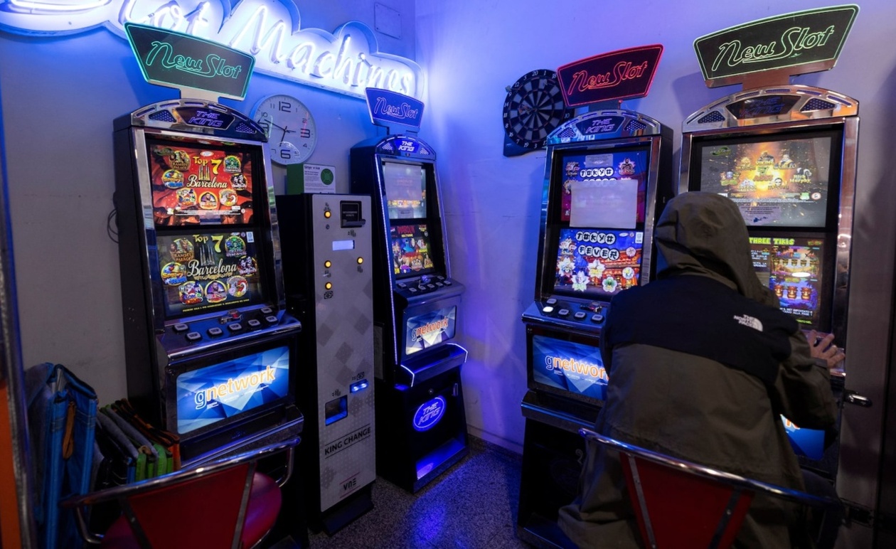 Η ραγδαία αύξηση του τζόγου στην Ιταλία και οι κοινωνικές της επιπτώσεις