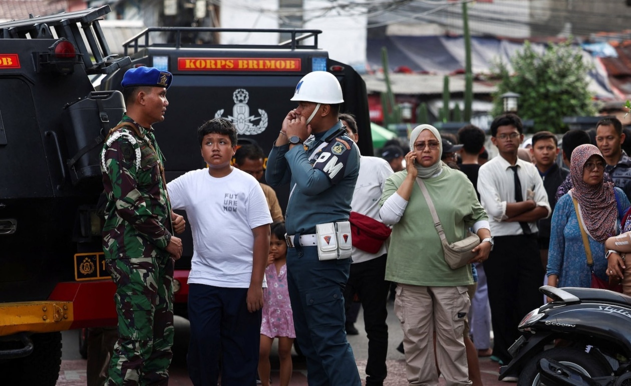 Τζακάρτα: Ημερολόγιο και online ίχνη αποκαλύπτουν την πορεία του εφήβου στις εκρήξεις τζαμιού