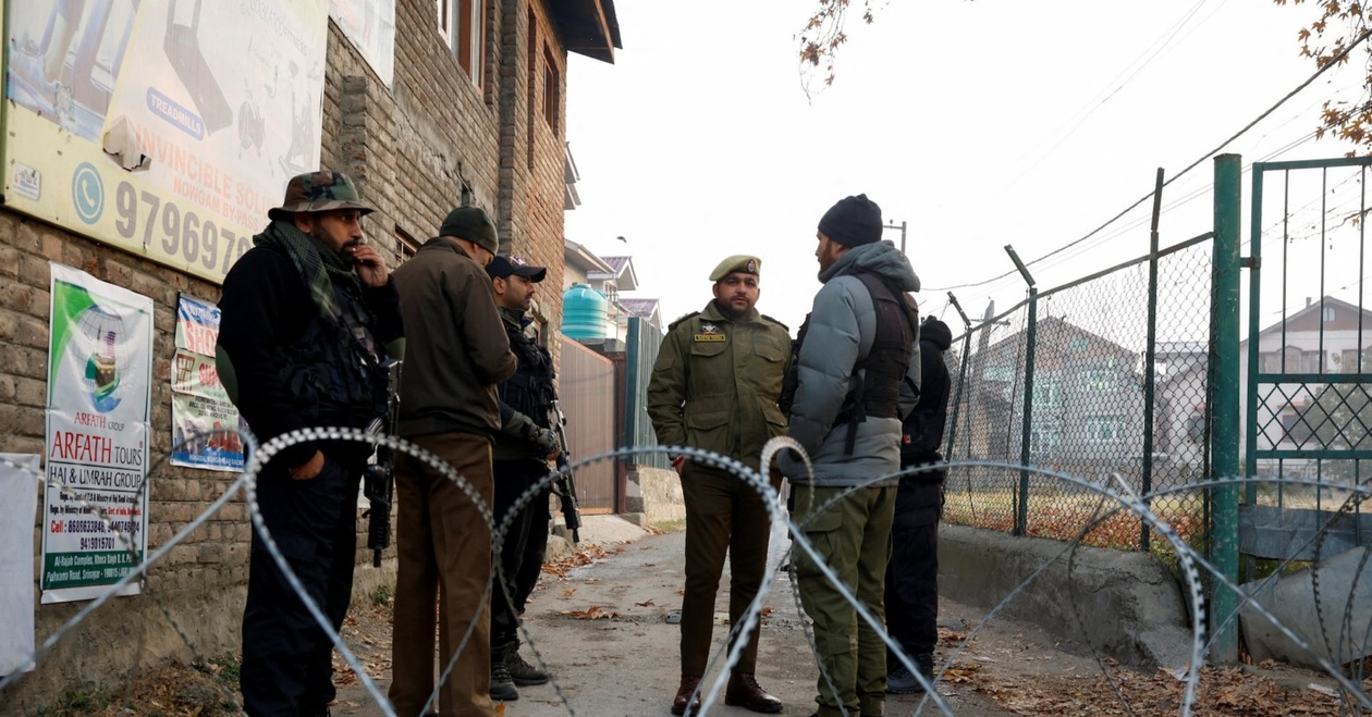 Τραγωδία στο Κασμίρ: 9 Νεκροί και 29 Τραυματίες από Έκρηξη σε Αστυνομικό Τμήμα