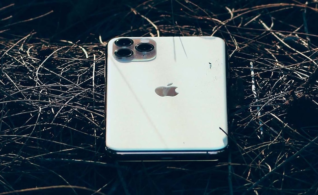 Apple: Νέες θήκες iPhone με απτικά χειριστήρια για την εξάλειψη των φυσικών κουμπιών