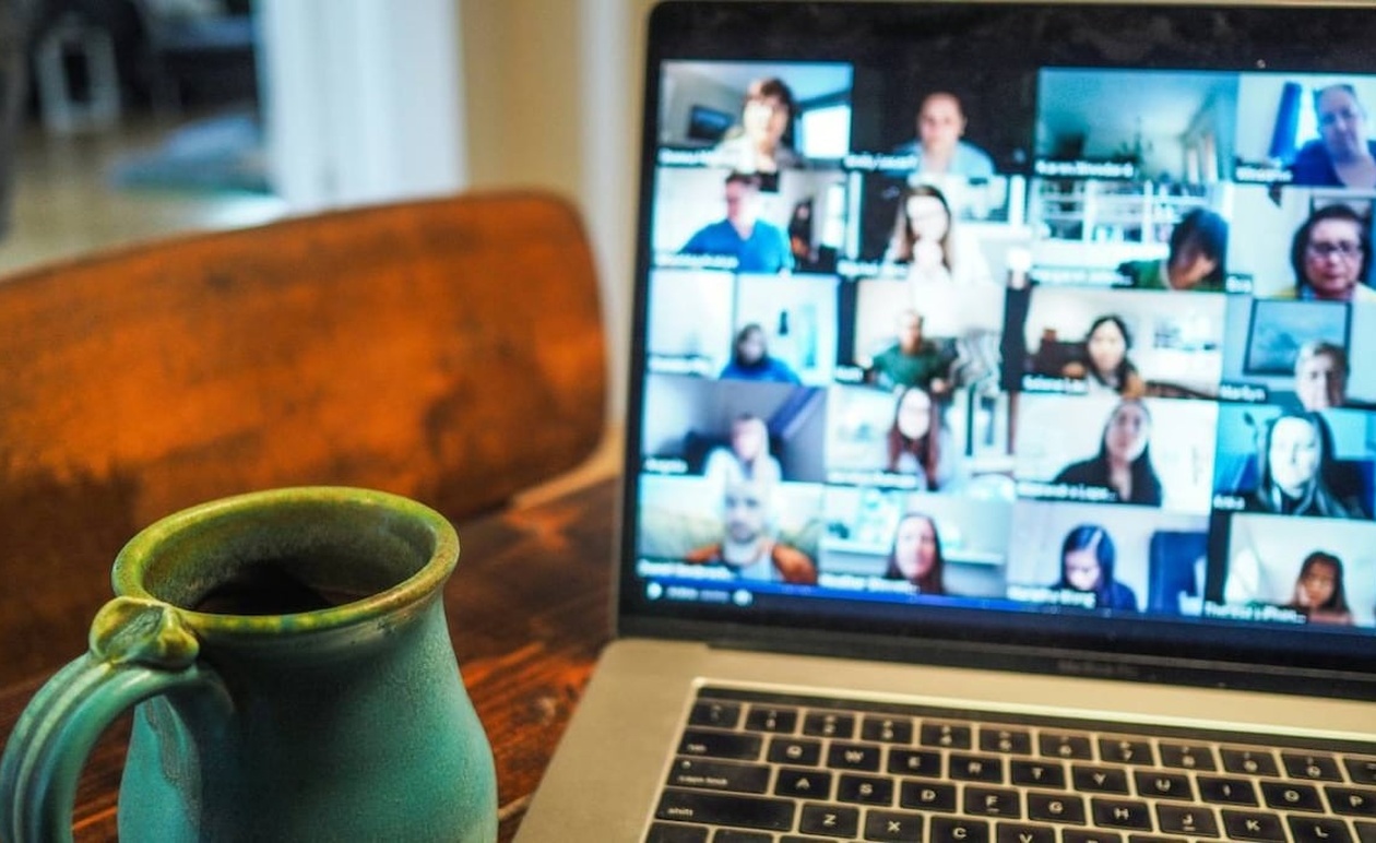 Πώς να σιγάσετε μια σύσκεψη του Zoom στα Windows χωρίς να είστε οικοδεσπότης