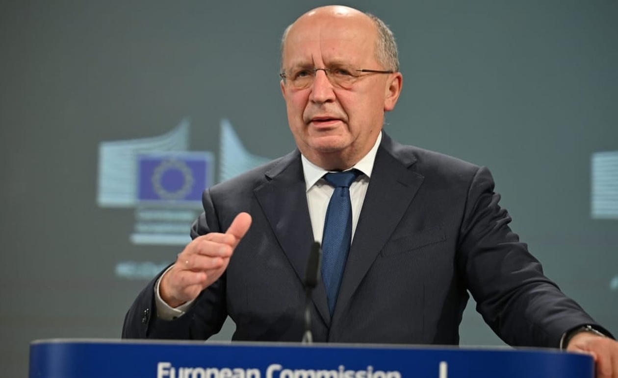 Ο ουκρανικός στρατός μπορεί να υπερασπιστεί την ΕΕ, λέει ο επίτροπος Άμυνας