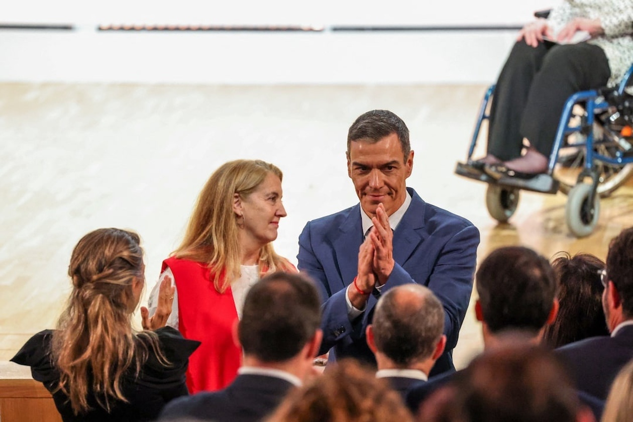 Η Ισπανία τιμά τα θύματα με αφορμή τη συμπλήρωση πενήντα ετών από τον θάνατο του Φράνκο