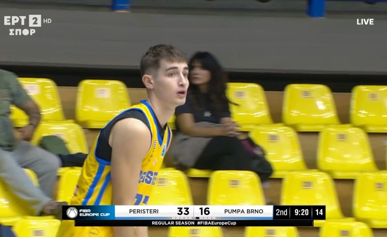 Ο 18χρονος Παπαγεωργίου κέρδισε κατοχή σε κρίσιμη φάση Περιστέρι Μπρνο