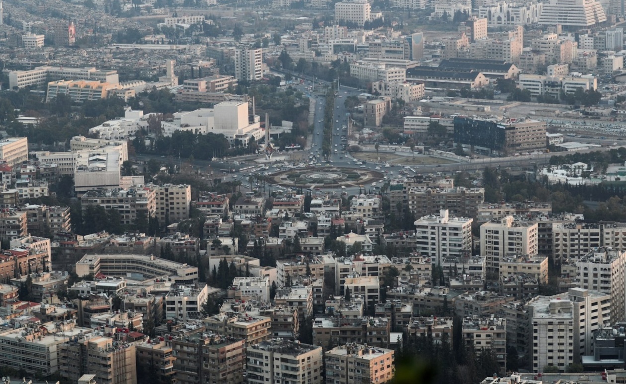 Οι ΗΠΑ υποστηρίζουν την κατάργηση των κυρώσεων του Νόμου Caesar για τη Συρία μέσω του NDAA
