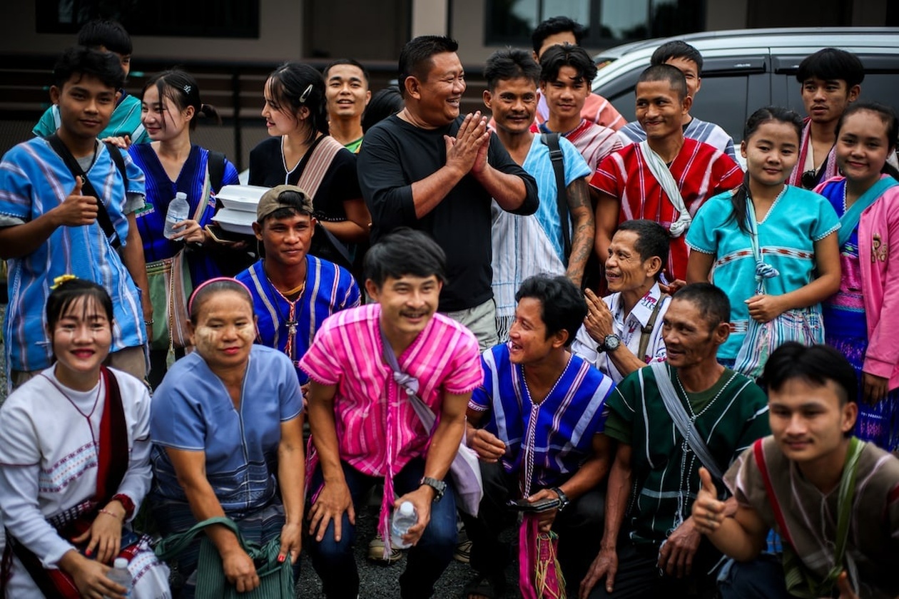 Χιλιάδες πρόσφυγες από τη Μιανμάρ αποκτούν νόμιμα εργασιακά δικαιώματα στην Ταϊλάνδη