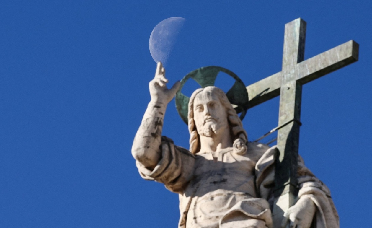 Το Βατικανό ανακοινώνει ότι δεν αναγνωρίζει τις εμφανίσεις στο Dozule