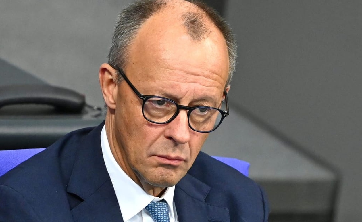 Ο Μέρτς ζήτησε από τον Ζελένσκι να καταπολεμήσει τη διαφθορά στην Ουκρανία