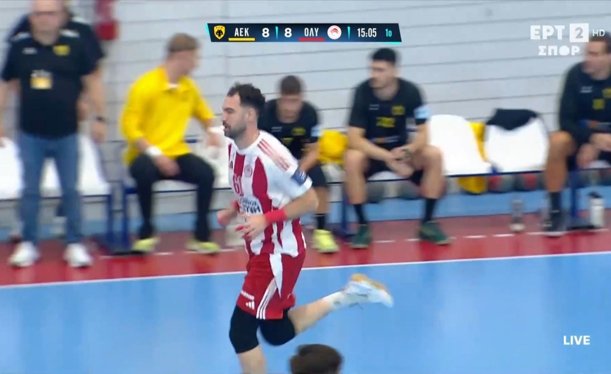 ΑΕΚ-Ολυμπιακός: Μιχαηλίδης πήρε το προβάδισμα