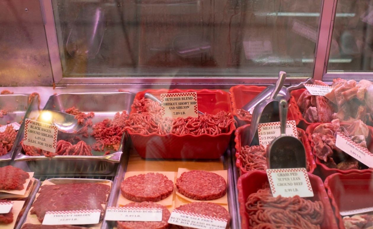 Ο Τραμπ μειώνει τους δασμούς σε τρόφιμα εν μέσω ανησυχιών για τον πληθωρισμό