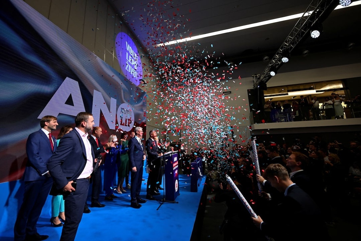 Η Τσεχία ανακοίνωσε κυβερνητικό σχέδιο: ανώτατο όριο ηλικίας συνταξιοδότησης, έλεγχος του προϋπολογιστικού ελλείμματος και μείωση του κόστους ενέργειας