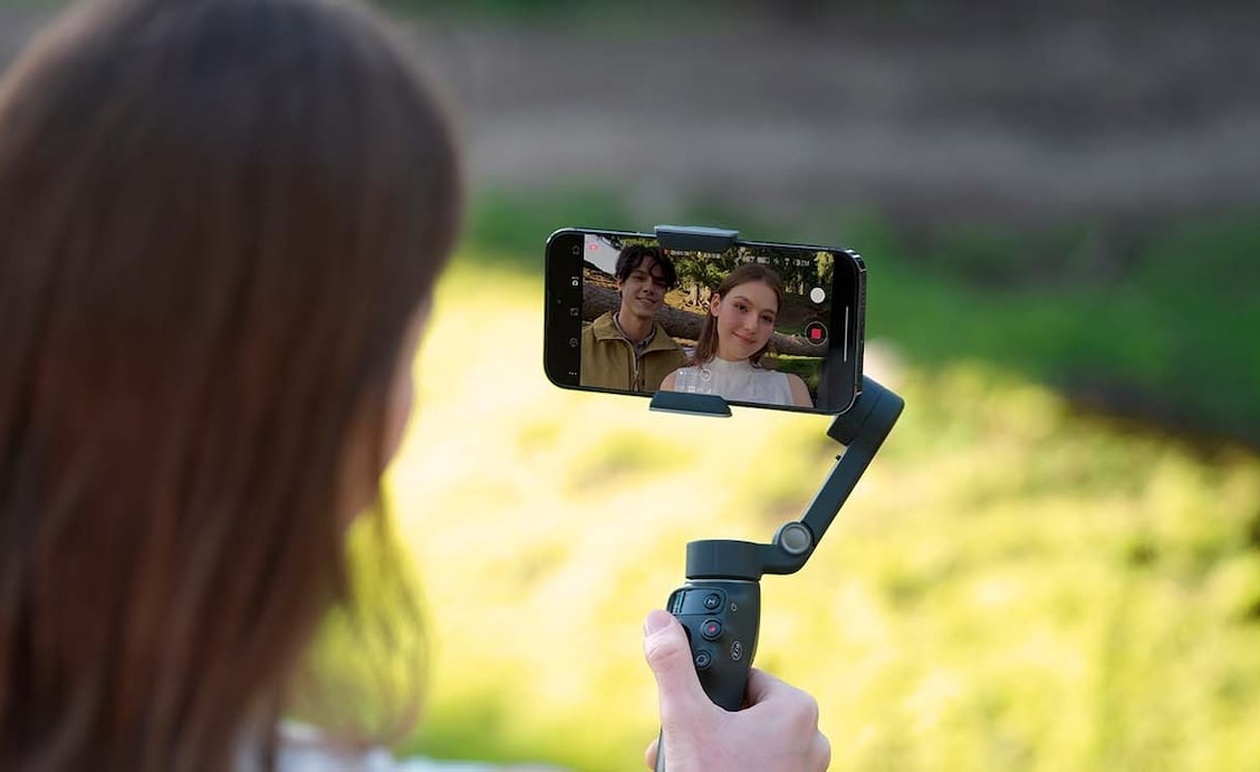 Ο νέος σταθεροποιητής για smartphone DJI Osmo Mobile 8