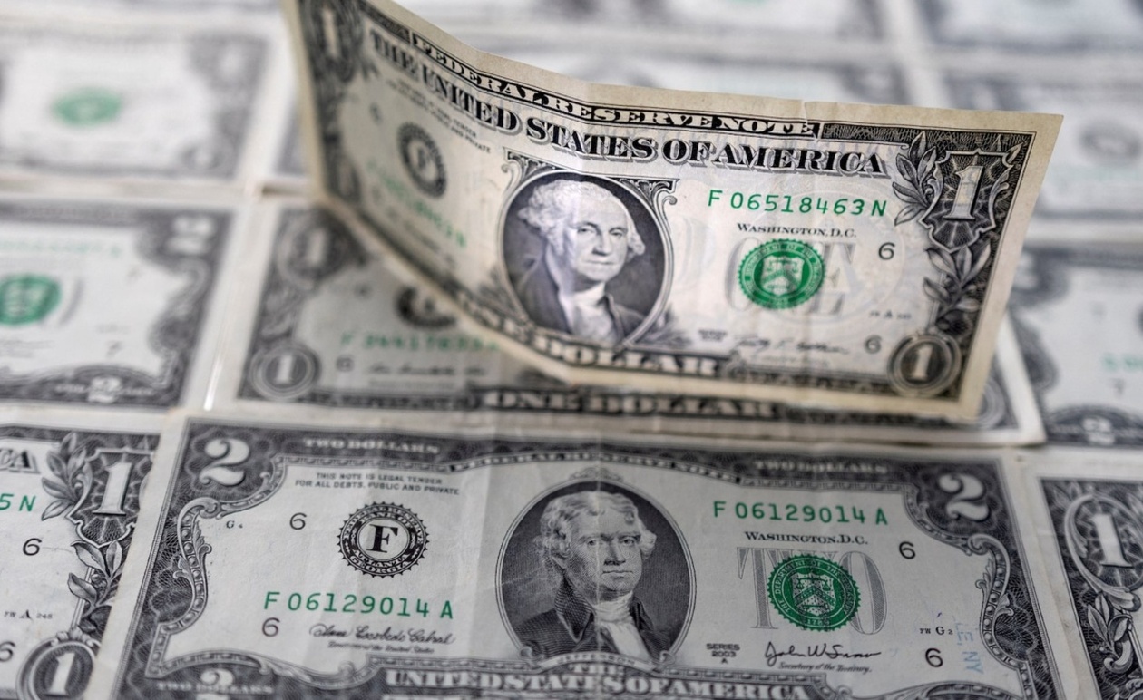 Το δολάριο ανεβαίνει μετά τις ενδείξεις συμφωνίας ΗΠΑ Κίνας