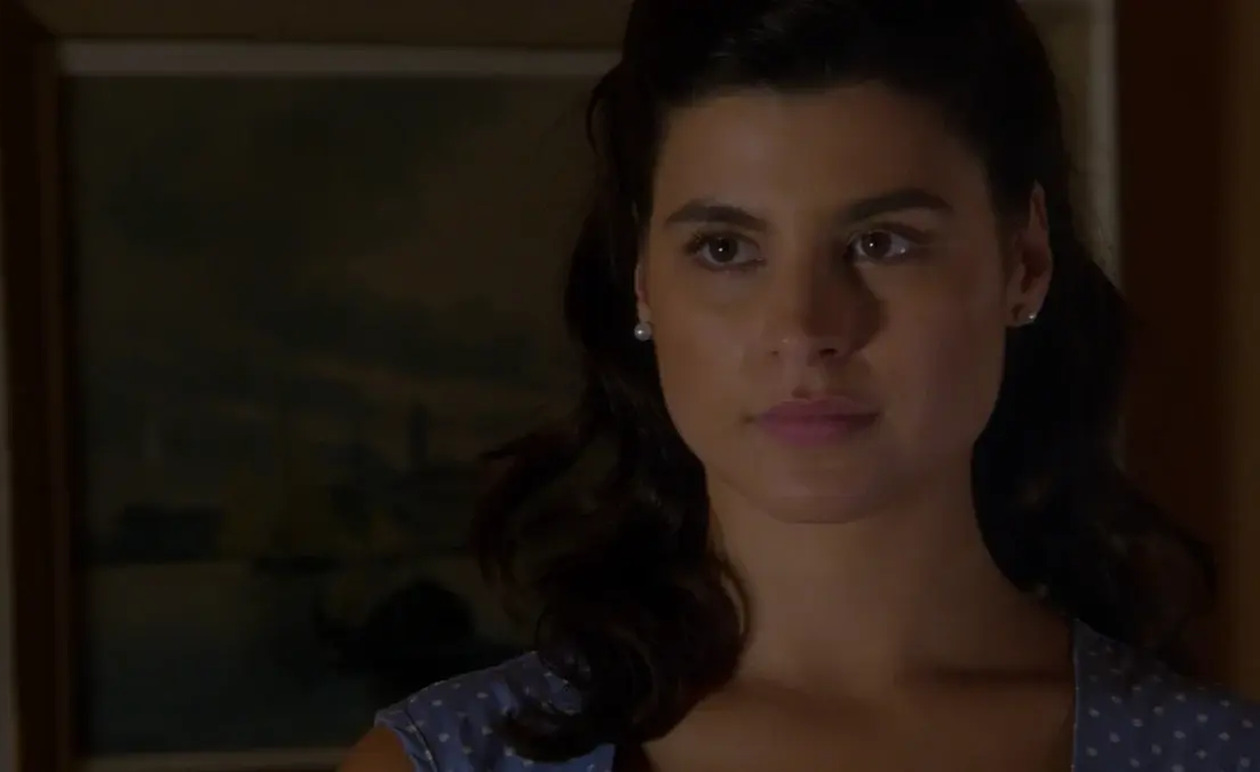 Άγιος Έρωτας: Η Χλόη πιάνει τον πατέρα Νικόλαο με τη Φανή και η Χριστίνα βασανίζεται στη φυλακή