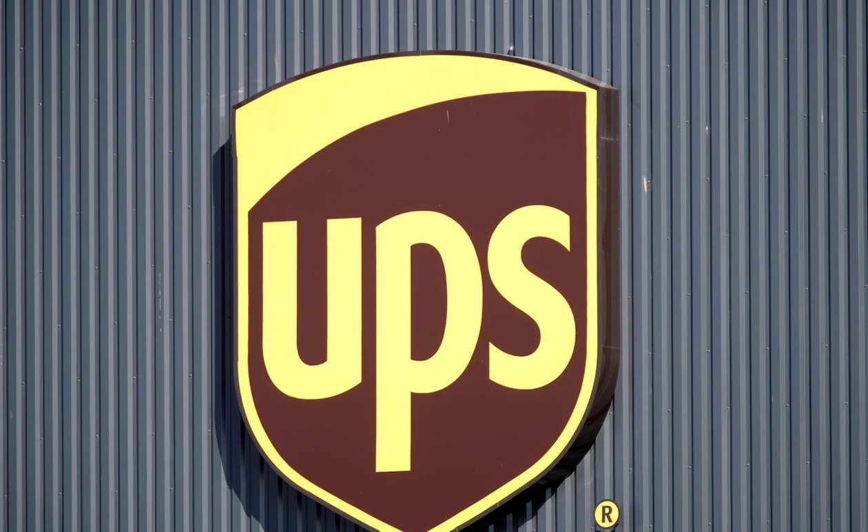 Η UPS προβλέπει έσοδα τέταρτου τριμήνου πάνω από τις εκτιμήσεις