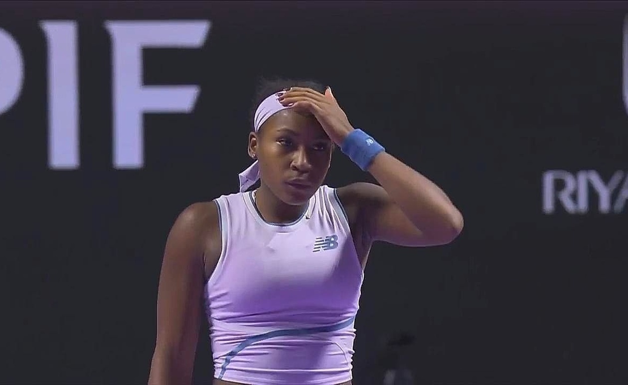 Η Κόκο Γκοφ νίκησε την Τζάσμιν Παολίνι στα WTA Finals στο Ριάντ