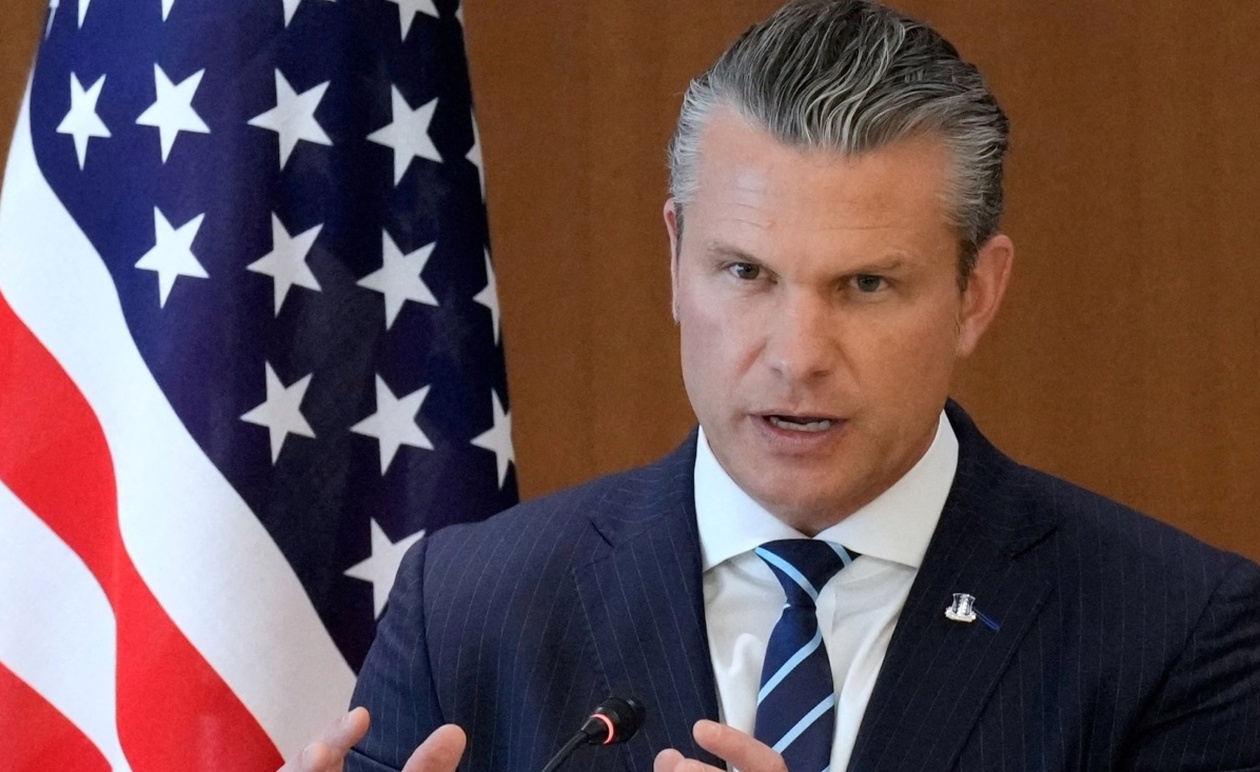 Ο Πιτ Χέγσεθ επισκέπτεται τη Νότια Κορέα για να συζητήσει τον ρόλο των αμερικανικών δυνάμεων