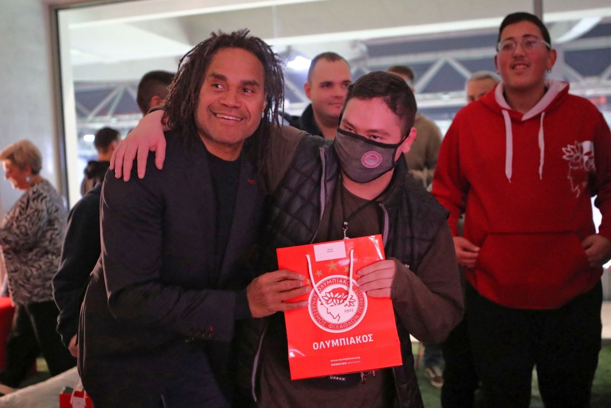 Ολυμπιακός: Μια θέση για όλους στο παιχνίδι από την ΠΑΕ και τη Stoiximan