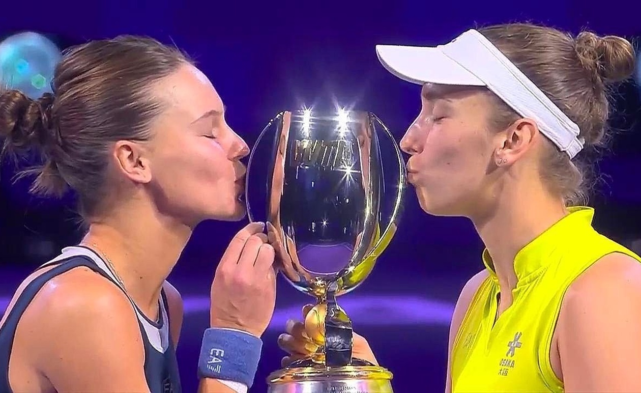 Η Κουντερμέτοβα και η Μέρτενς κατέκτησαν ξανά τον τίτλο στα διπλά στο Ριάντ