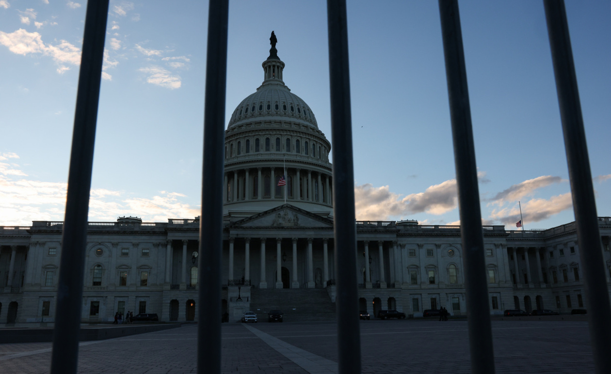 Η Γερουσία ενέκρινε συμφωνία για τον τερματισμό της διακοπής λειτουργίας της κυβέρνησης