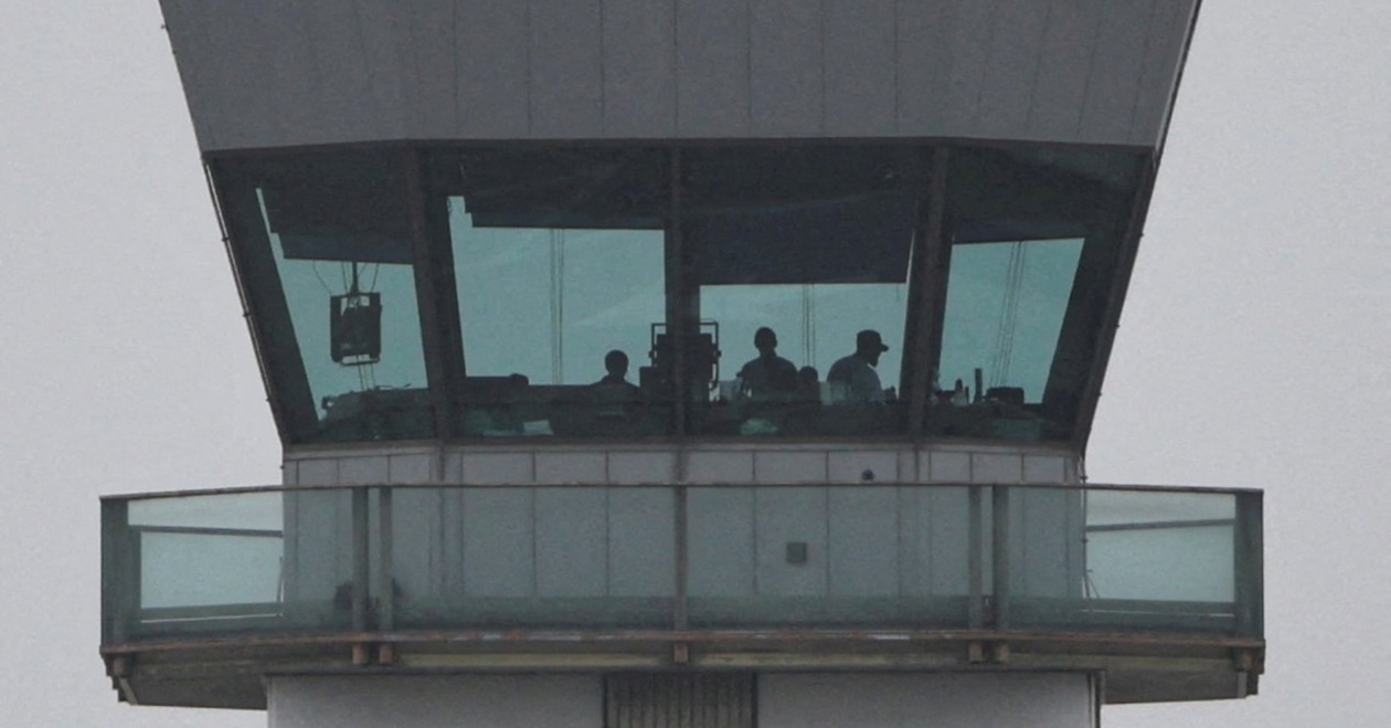 Έλλειψη ελεγκτών εναέριας κυκλοφορίας επιβαρύνει πτήσεις στις ΗΠΑ