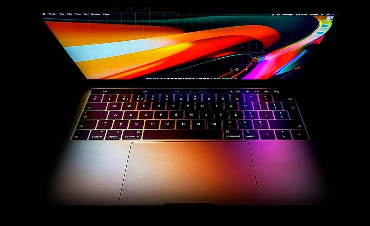 Η Apple φέρνει οθόνες OLED σε MacBook Air, iPad Air, iPad mini