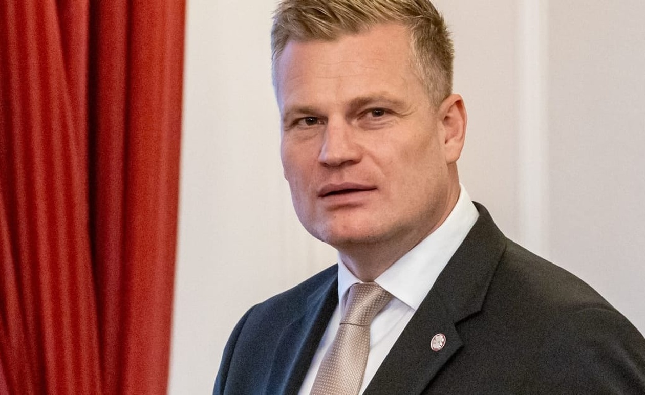 Η Τσεχία μειώνει τη στρατιωτική βοήθεια προς την Ουκρανία